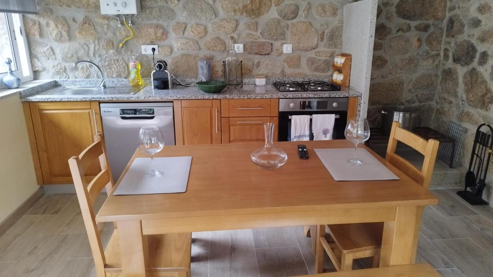 Homestay Casa Dos Devezas Sao Gregorio (Viana do Castelo)
